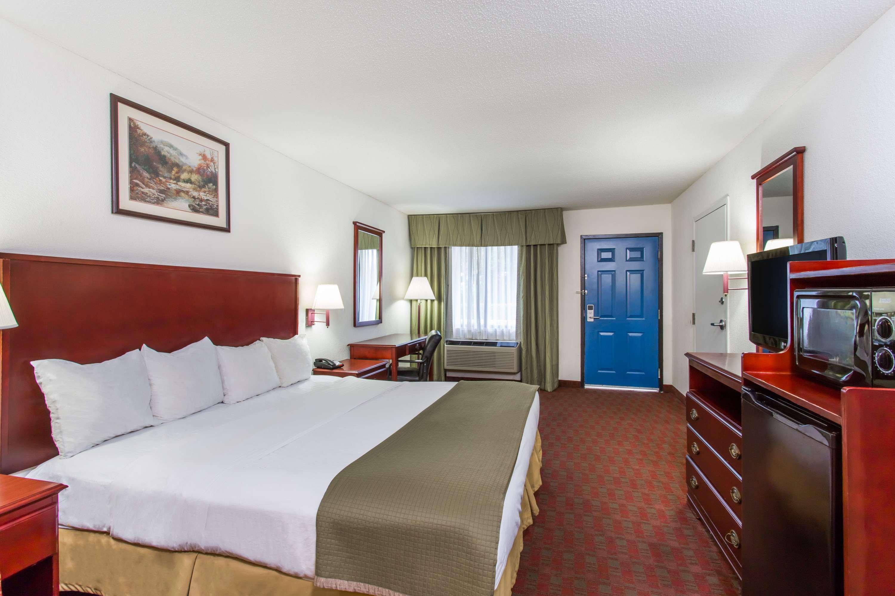 Baymont Inn & Suites Manning Ngoại thất bức ảnh
