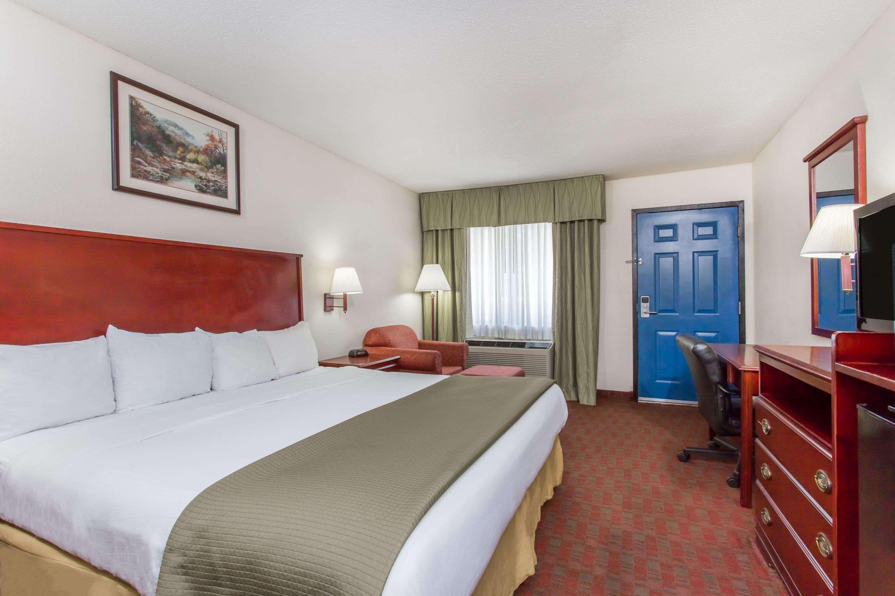 Baymont Inn & Suites Manning Ngoại thất bức ảnh