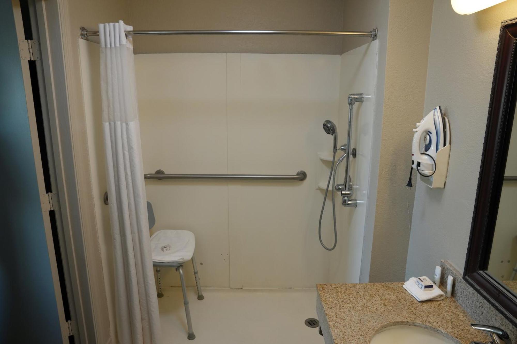 Baymont Inn & Suites Manning Ngoại thất bức ảnh